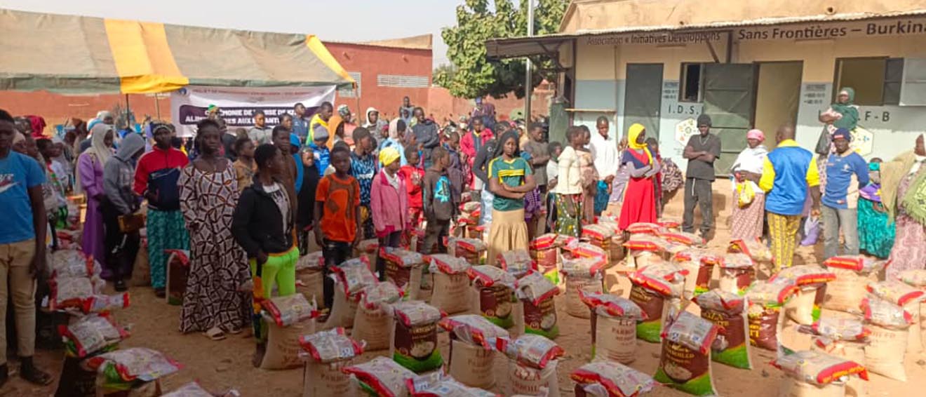 Distribution des kits alimentaires
